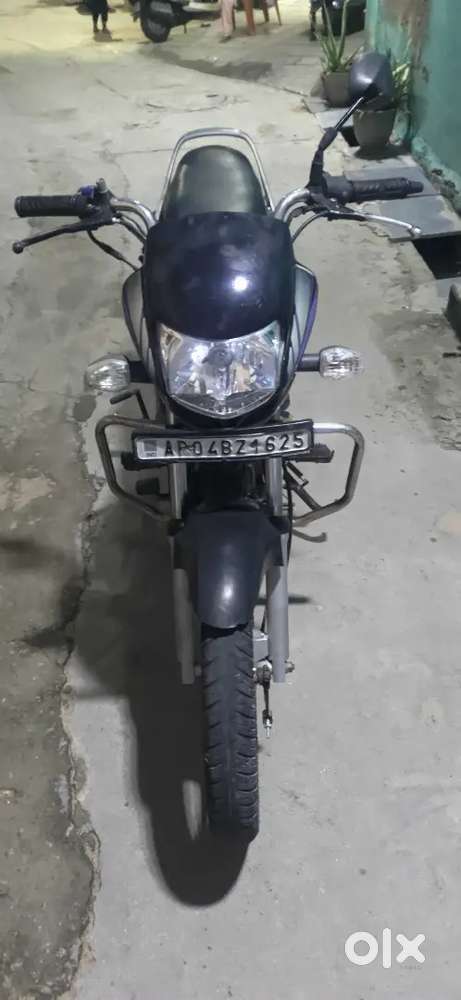 Hero HF deluxe excellent condition come and check