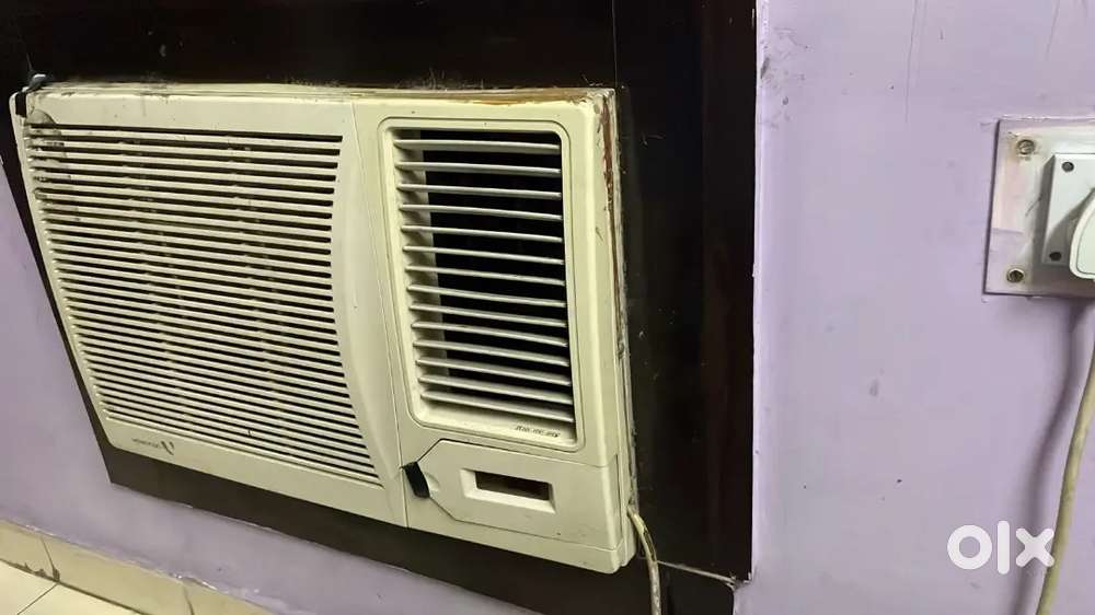 1.5Ton Window AC running condition for sale