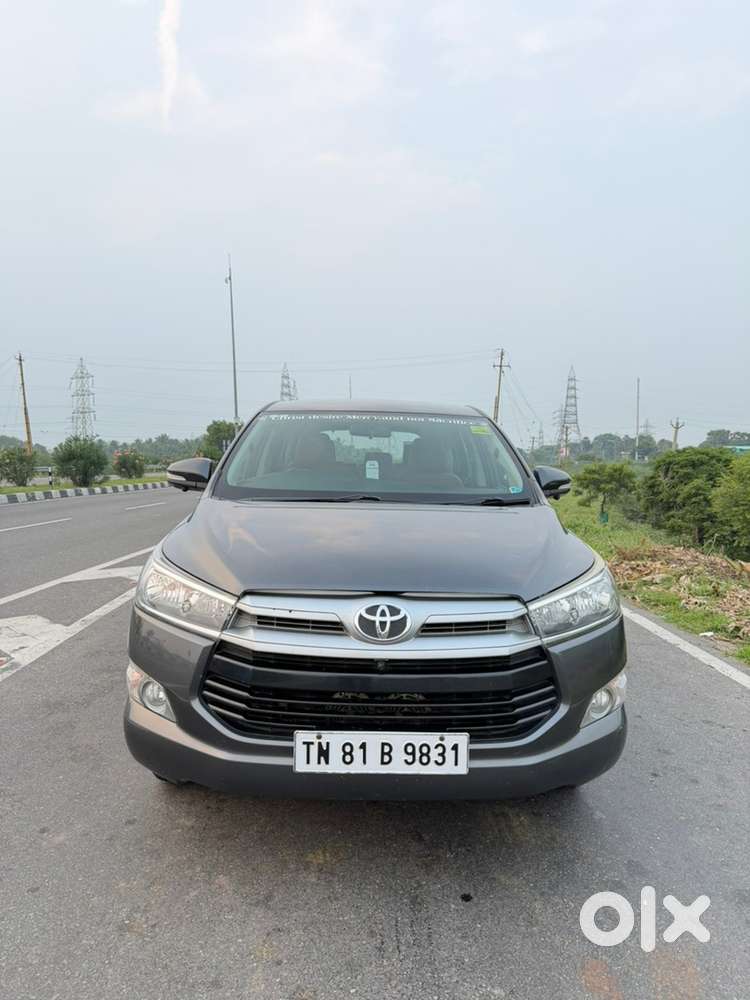 Toyota Innova Crysta 2017 Diesel Well Maintained