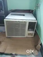 Voltas vertis premium window AC