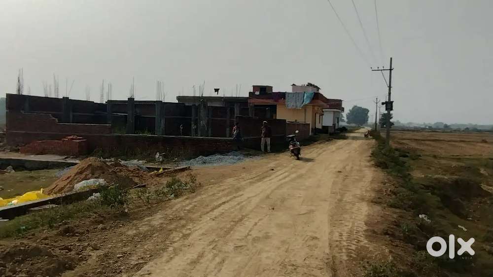 1550 sqaure feet Plot for sale adjacent to HI-TECH city rohania