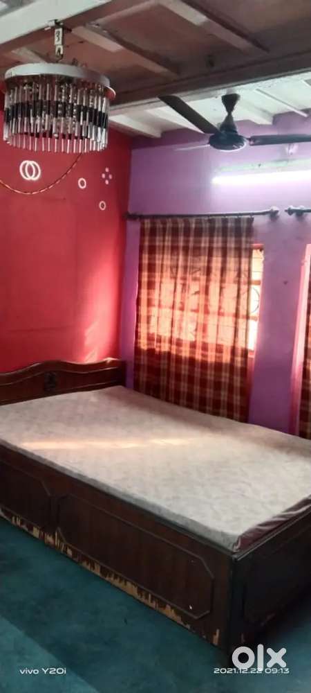 Single room girls pg