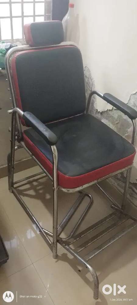 Parlor chair sell