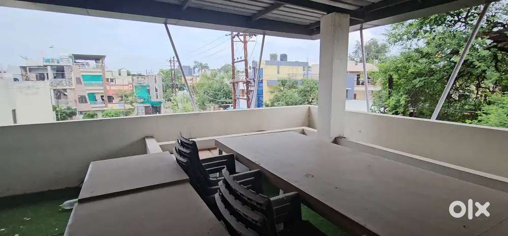 To rent for office use