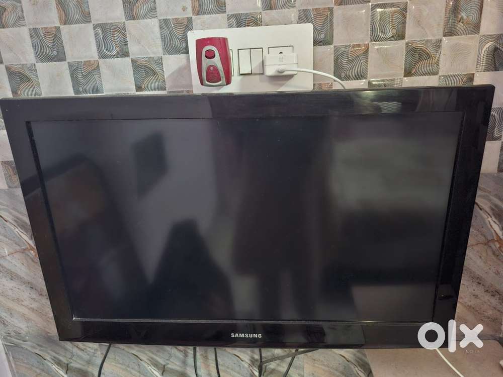 Samsung 32 inch LCD