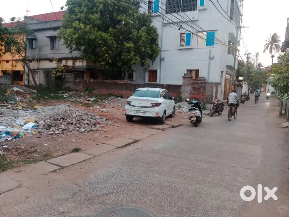 My own commercial land for long term lease