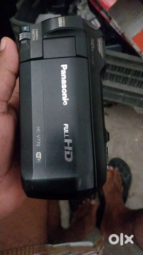 Panasonic V785 full hd 1080 camera