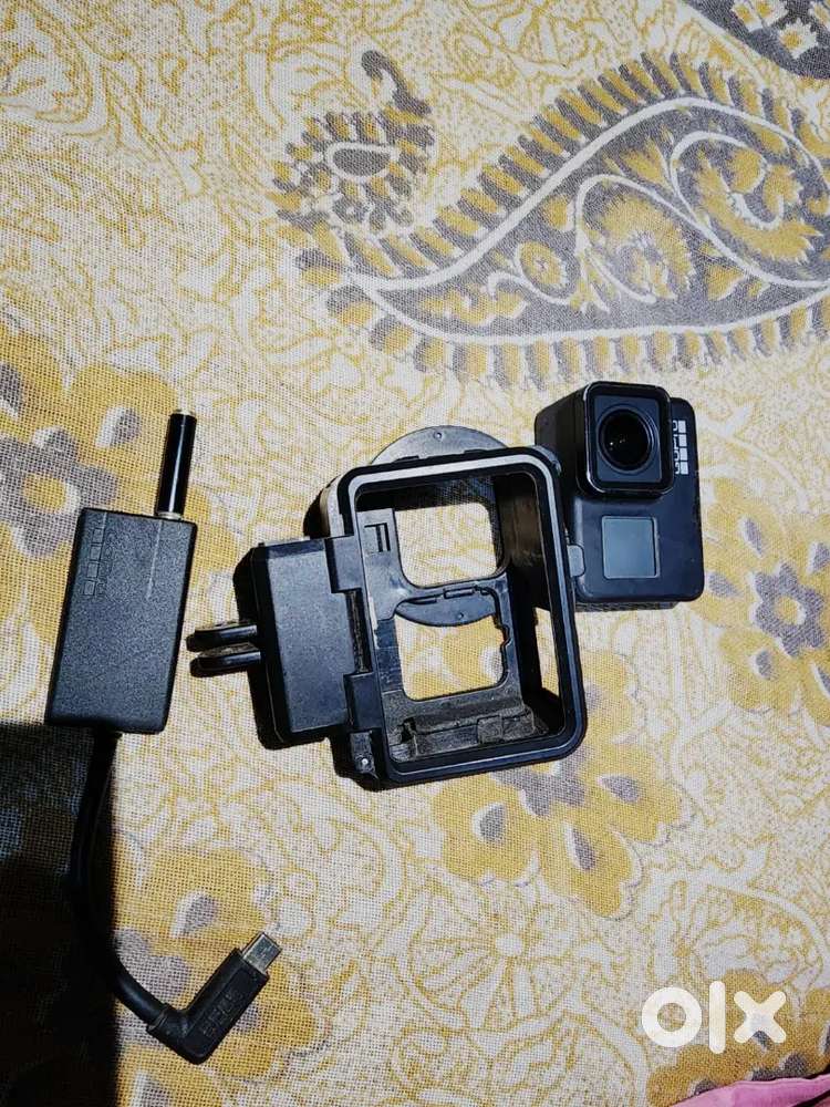 Hero go pro 7 with mic adapter and cas