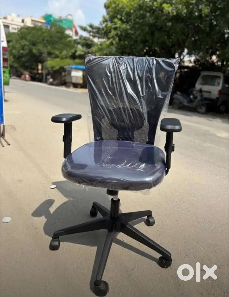 Brand new rotating office chair at very low price