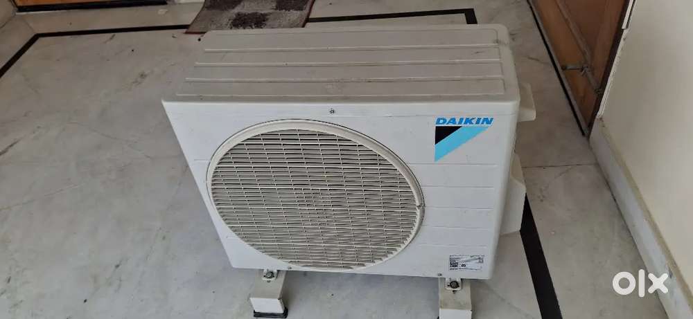 Split ac one tone