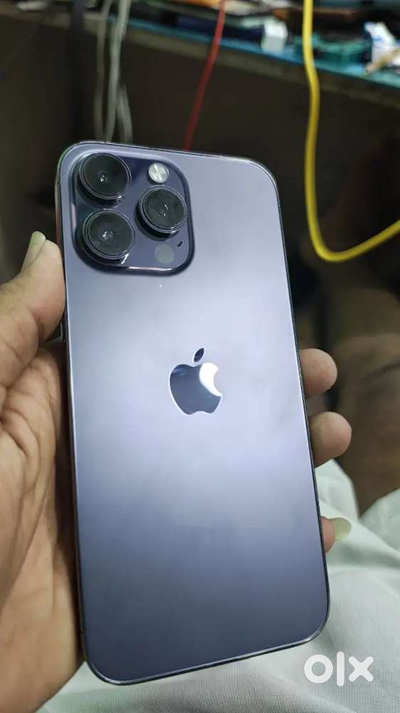 Iphon 14 pro max 128 gb   88 batry   display change