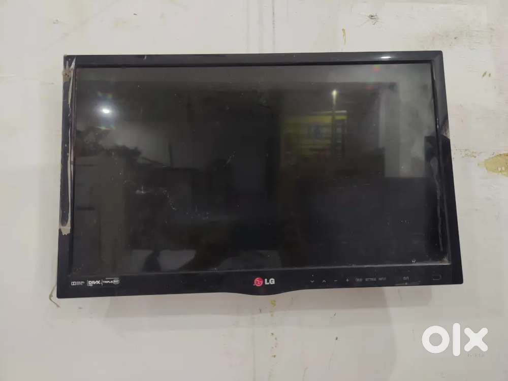 LG LCD TV-22 inch @ 2000