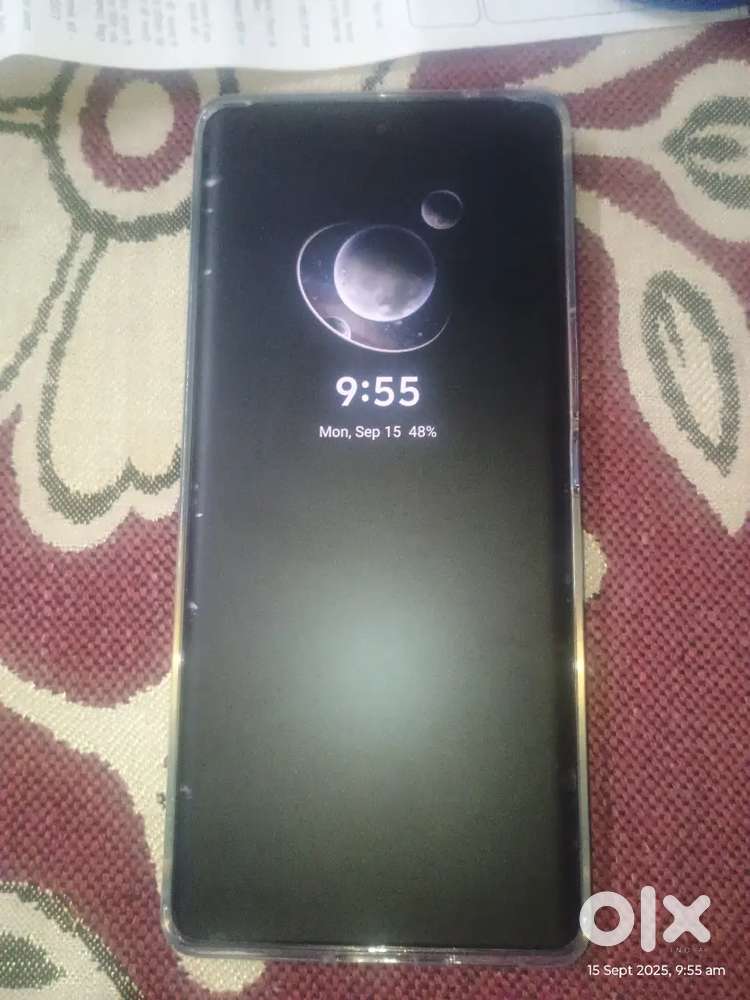 Vivo V27 with brand box, charger and bill