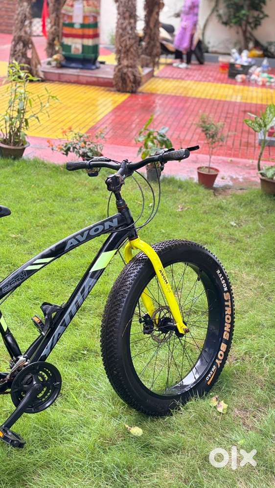 Avon Fat cycle big fat tyre good condition