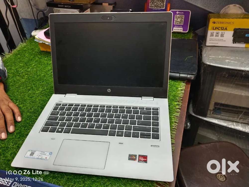 HP Ryzen 5, Good condition no hitting, With HP original Charger