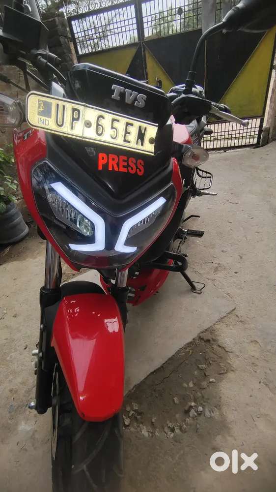 TVS rider BS 6 red colour