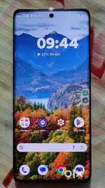 Motorola edge 40 neo curved display phone