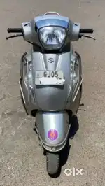 19 model Hai first hand gadi hai and all paper available and driving