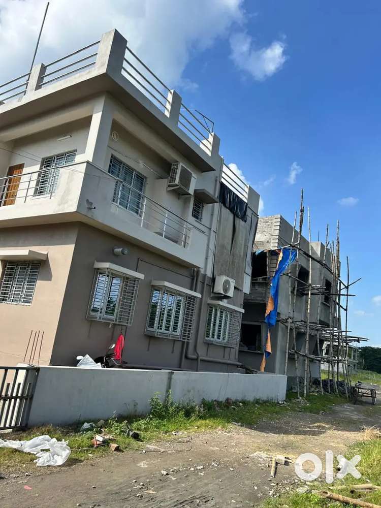 Residential land and banglow selling. Banglow starting 32 lakhs