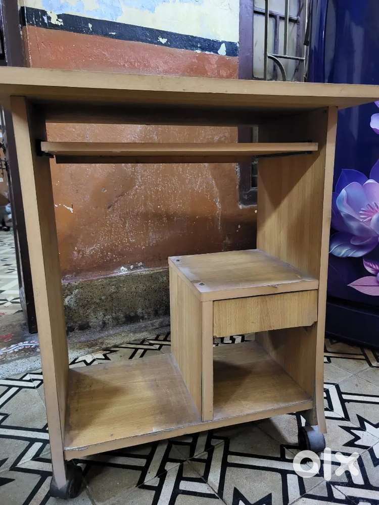 Computer Table