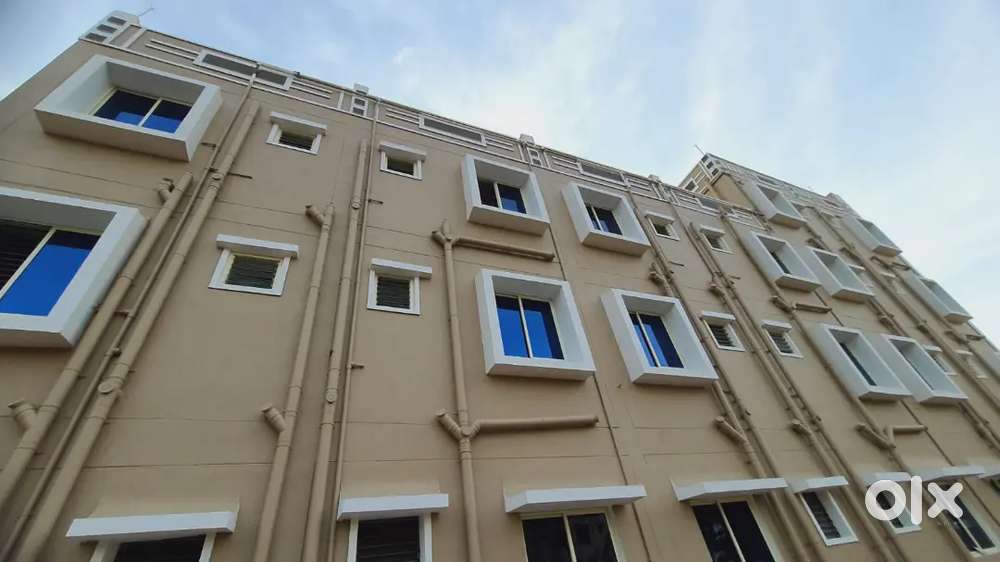 Building for Rent  Suitable for INSTALLATION AND COMPANY