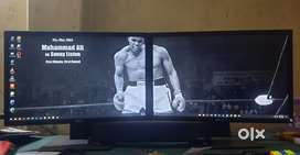 A completely fresh, good condition dual monitor computer setup.