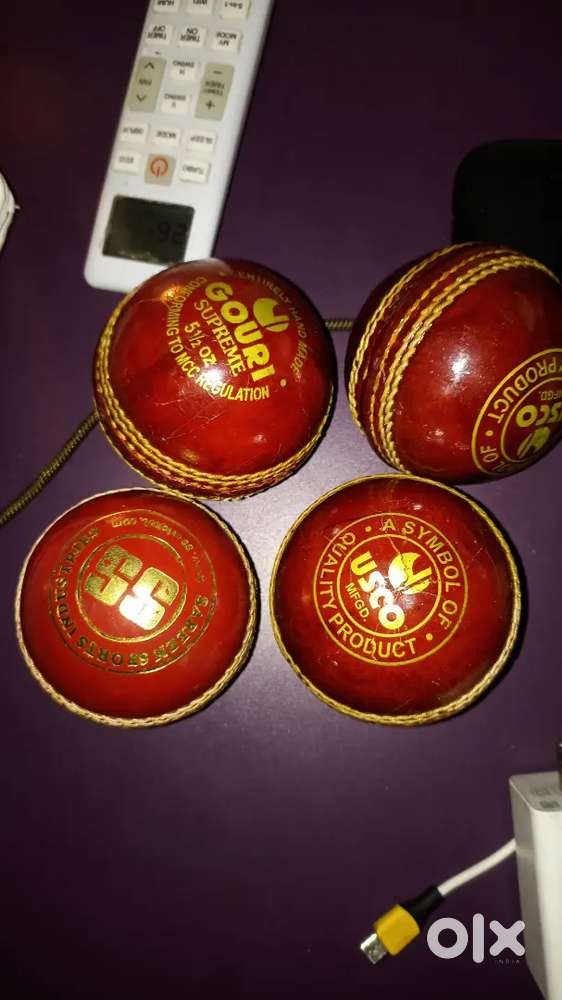Cricket Leadther Ball 4 piece ball