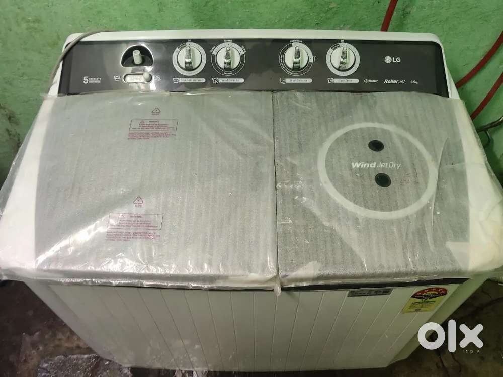 LG 9.5kg  Roller Jet  and 5 years warranty 1 year old
