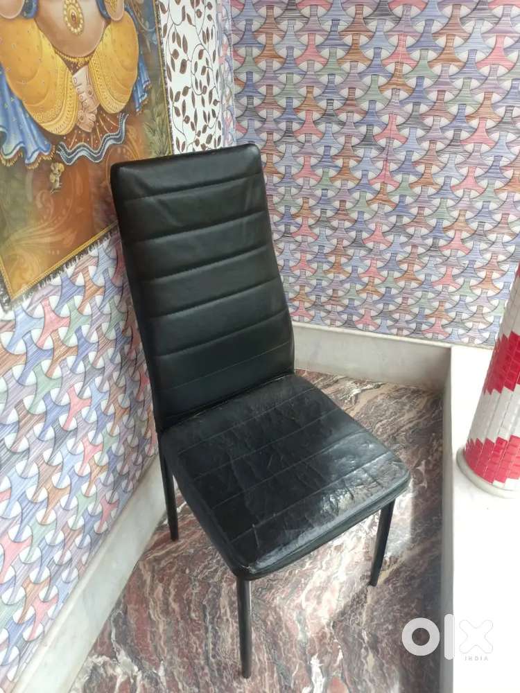 Four Set Dinning Chair - Good Condition