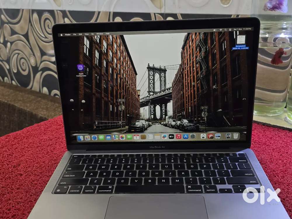 M1 Air 2021 Apple Macbook 8gb 256gb SSD 13inch Retina Touch iD