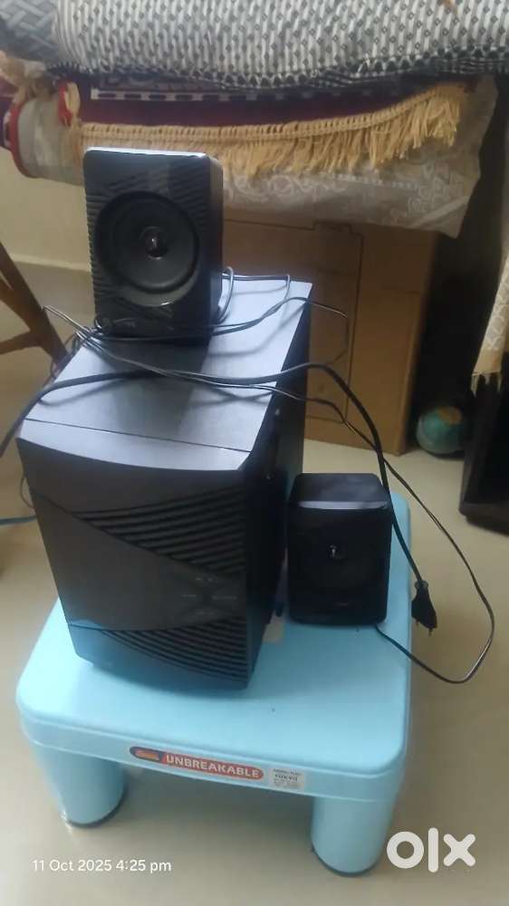 Newly bought creative 2.1 speakers