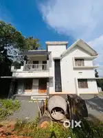 പനമരം ഹൈവേയിൽ നിന്ന് 30 മീറ്റർ ദൂരത്തിൽ വീടും സ്ഥലവും വില്പനയ്ക്ക്