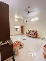 Ravi properties Manduadih 2Bhk Full furnished flat for Rent mahmoorgan