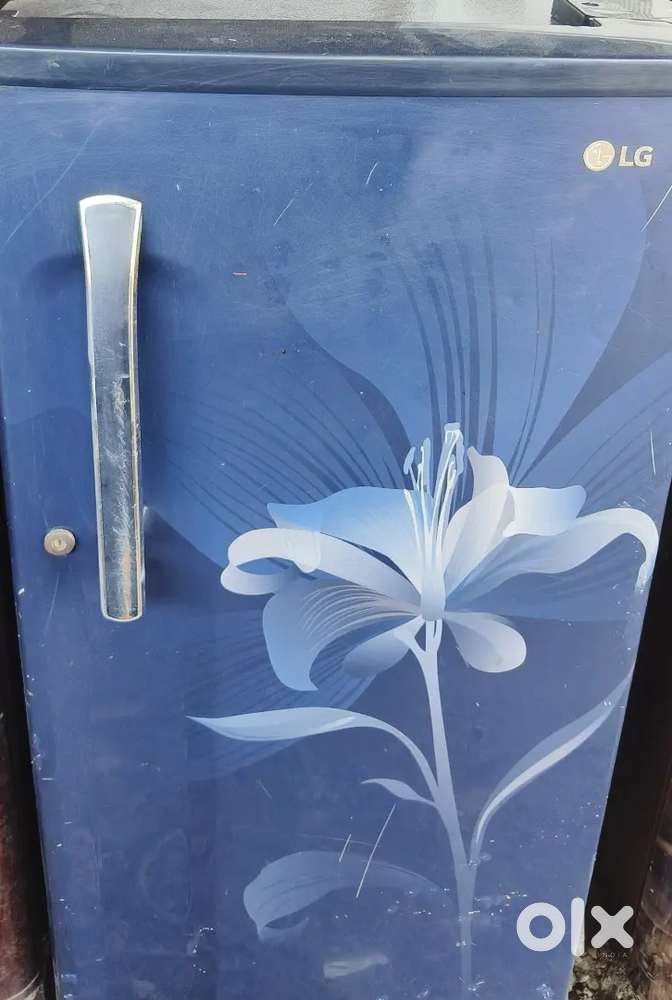 PREMIUM QUALITY REFRIGERATOR AVAILABLE