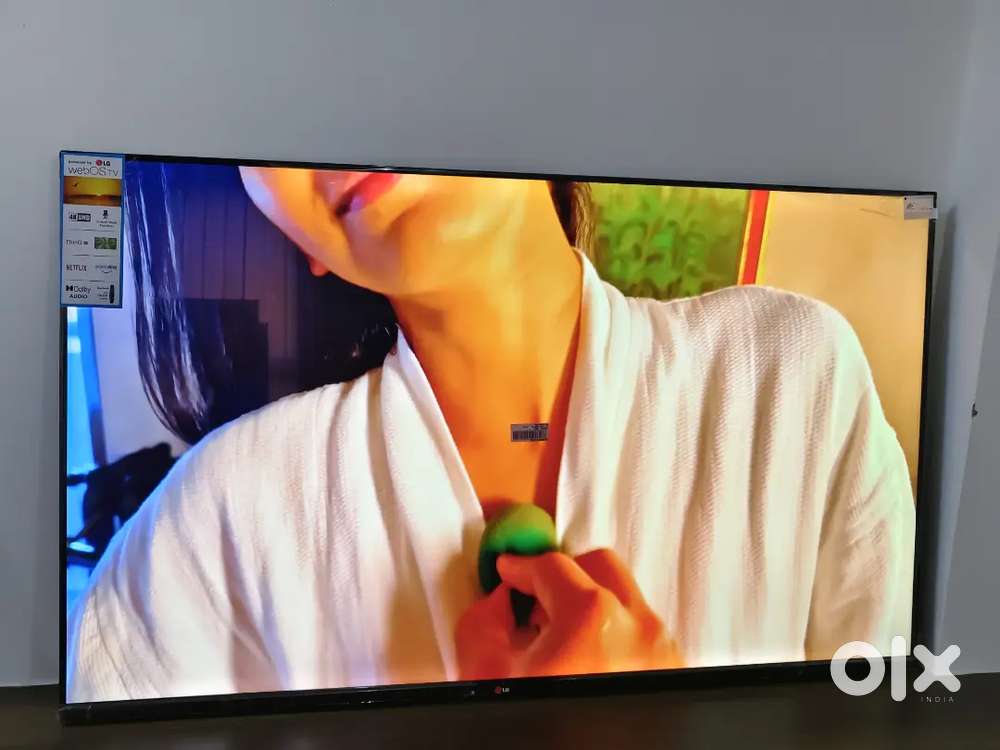 42 Smart Led Tv Monday Offer Deal Off The Day
