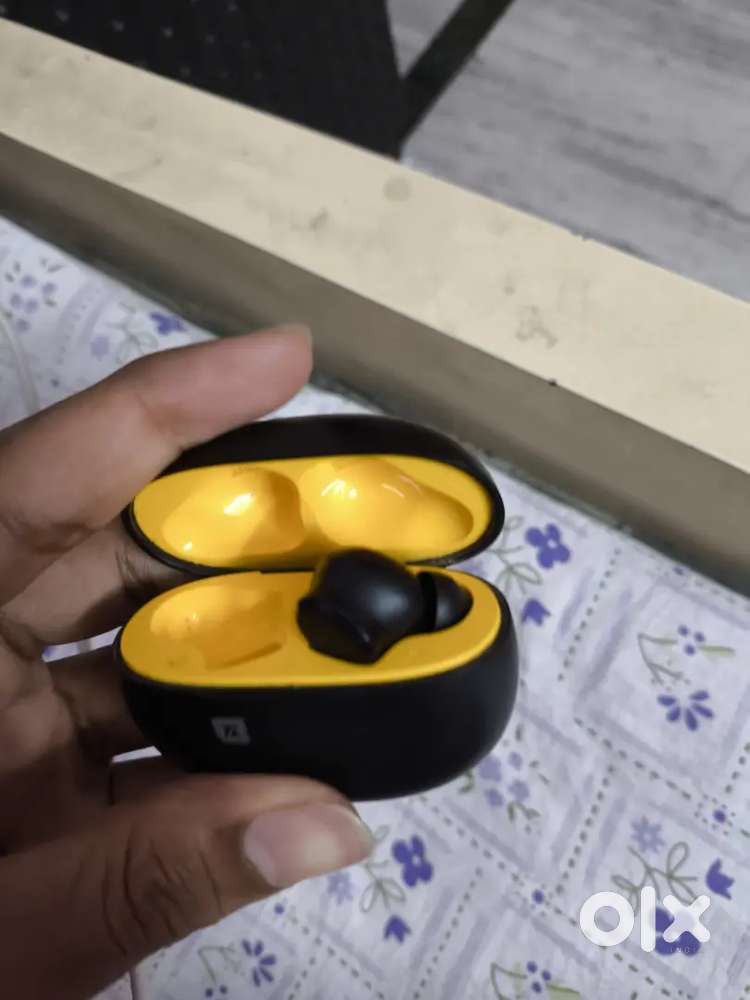 Realme Techlife buds T100