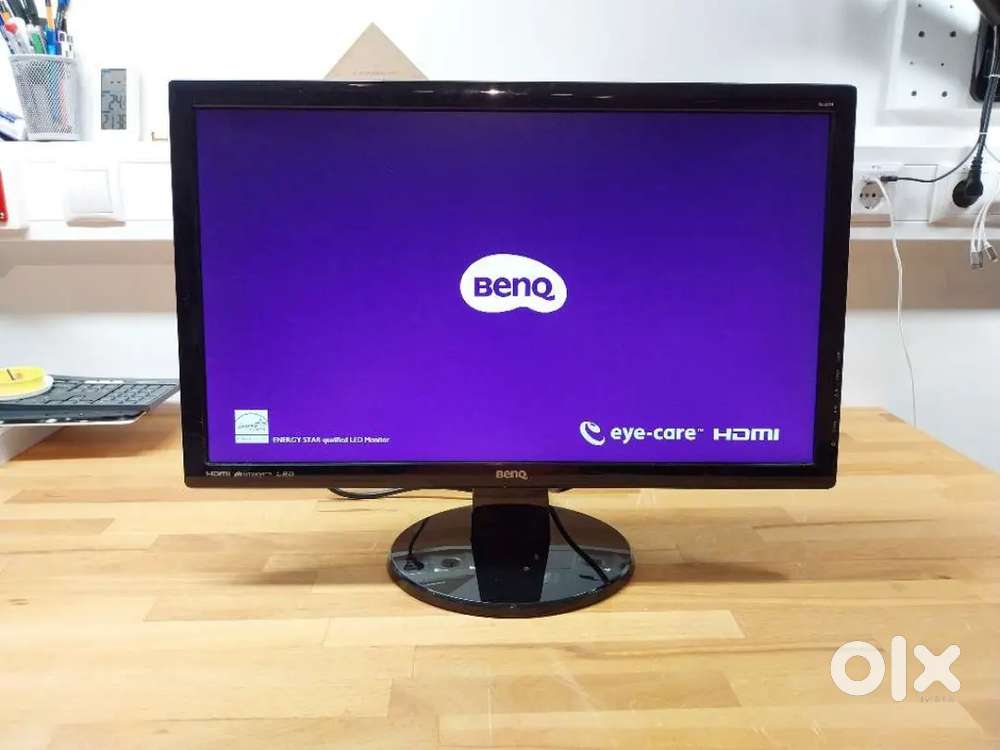 Benq monitor 24'' and Cpu i3 10th gen