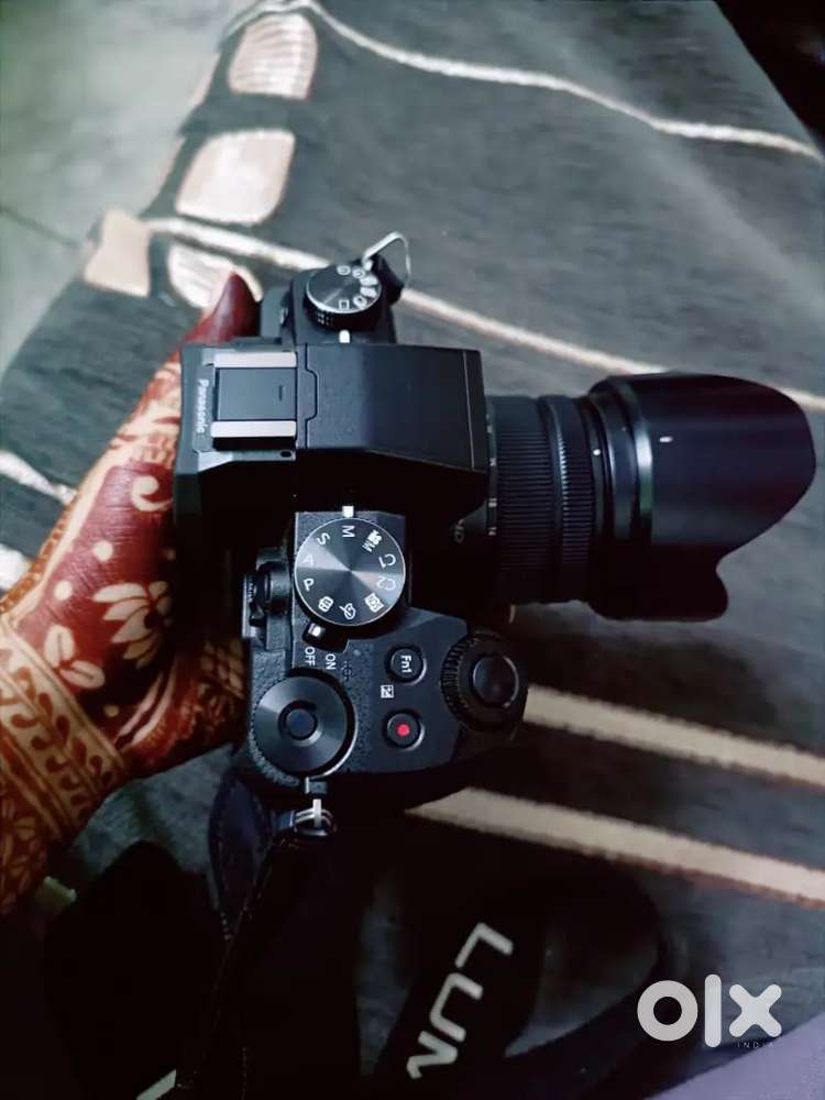 Panasonic Lumix G85 camera