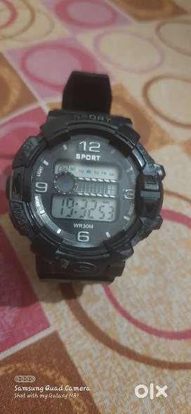 Camouflage army  print digital men's watch(negotiable)