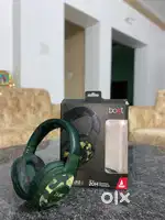 boAt Rocker 550 Wireless Headphones + AUX & Charger
