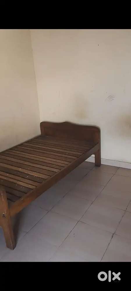 1 Room set in Bais Godam, Nandpuri. room, kitchen, let bath