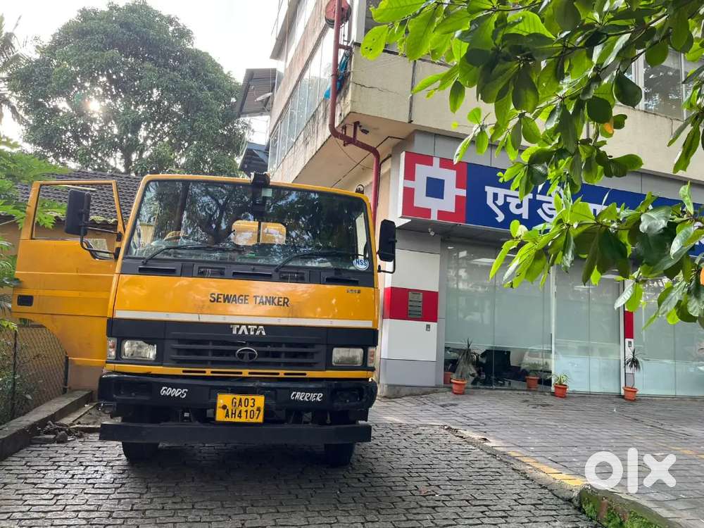 heavy licence holder driver