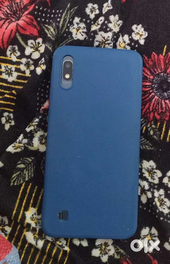 Samsung A10 32gb storege