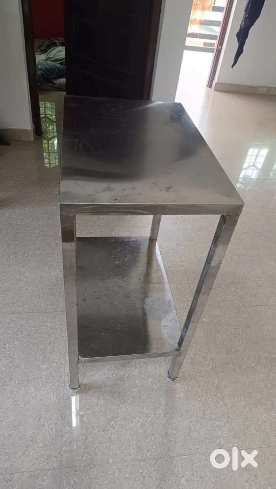 Café Furniture & Appliances Clearance