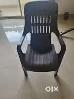 Nilkamal chair
