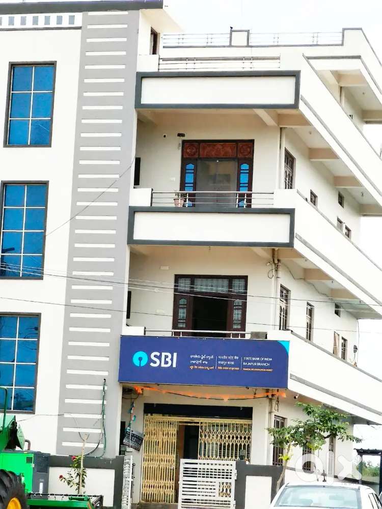 Near to 100 feet & MNC'S companies and universities at Rajapur Highway