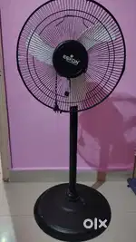 Tip top condition table fan
