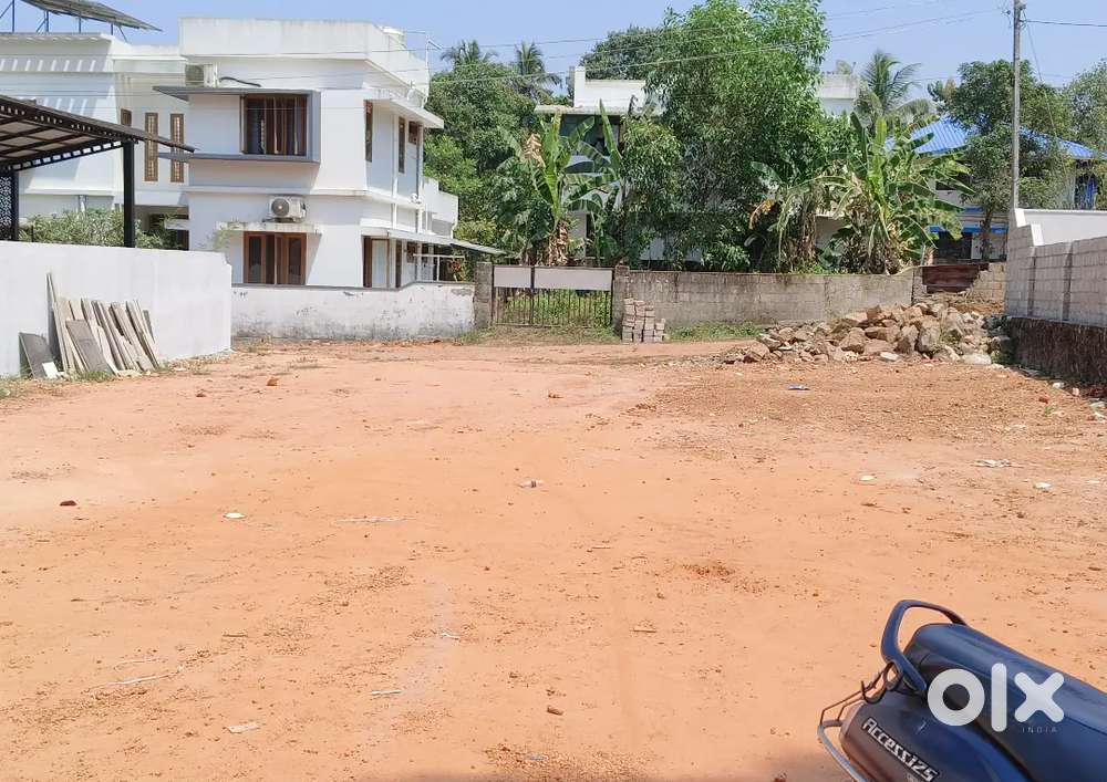 10.7cent Purayidam,3 side wall,East face,Thevakal,Near kakkanad