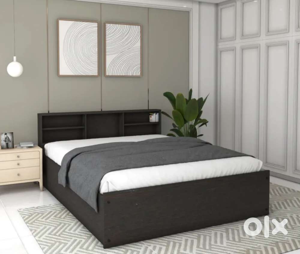 Queen Size bed and coat for sale in Tvm