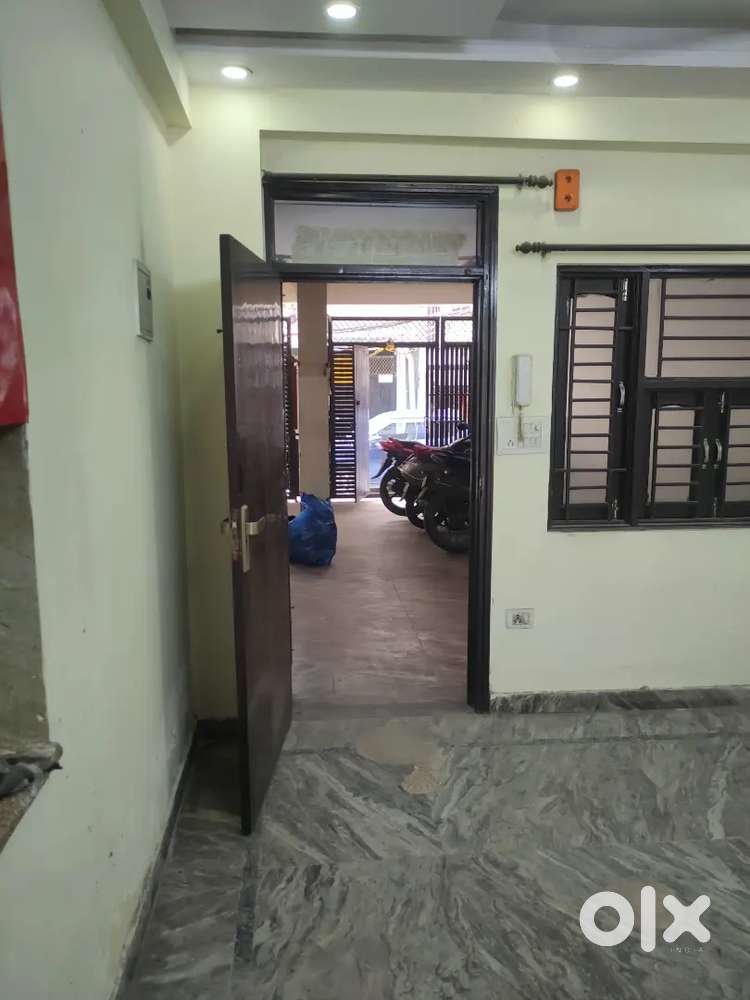 50Sq yard ground floor flat free hold 2 bhk with bike parking